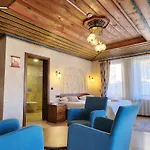 Cappadocia Elite Stone House Проживание в семье *