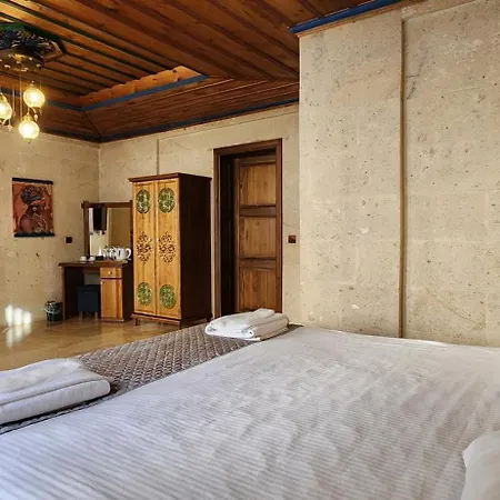 Cappadocia Elite Stone House Bed & Breakfast 2*